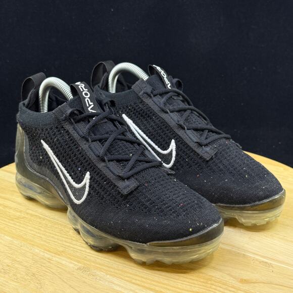 Nike Air VaporMax 2021 Flyknit Womens Size 7.5 US Black Silver Running Shoes - Picture 4 of 9